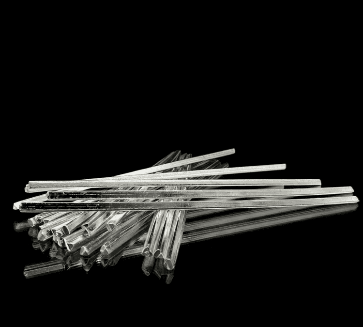 FE028964 – Baguette triangulaire Sn100